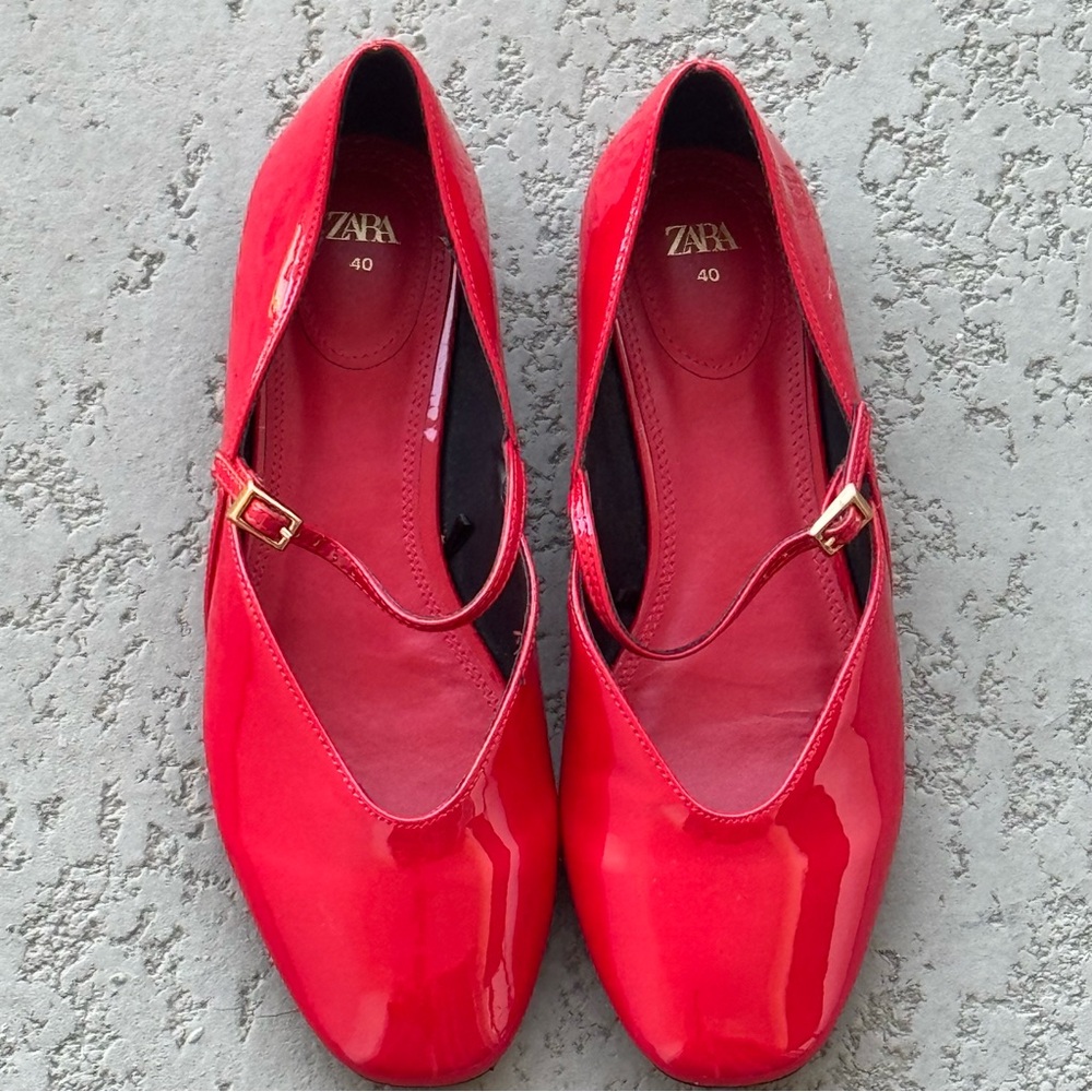 ZARA RED BALLET FLATS